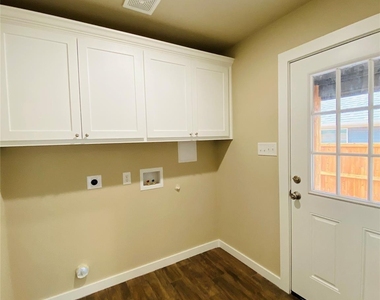 307 N Colbert Avenue - Photo Thumbnail 17