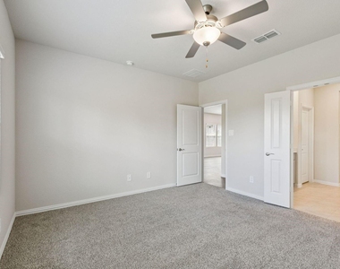 606 Travine Drive - Photo Thumbnail 11