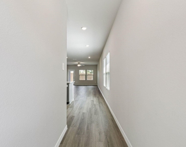 606 Travine Drive - Photo Thumbnail 2
