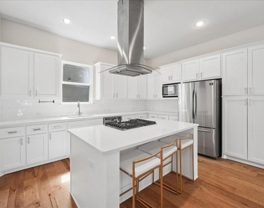 2506 El Camino Lane - Photo Thumbnail 12