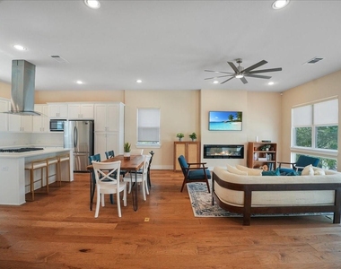 2506 El Camino Lane - Photo Thumbnail 24