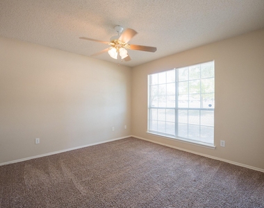 183 Rolling Court - Photo Thumbnail 14