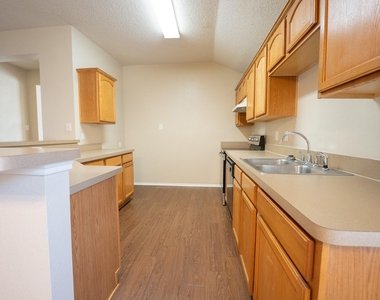 183 Rolling Court - Photo Thumbnail 4