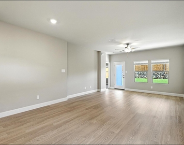 513 Willet Drive - Photo Thumbnail 7