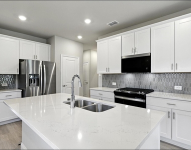 513 Willet Drive - Photo Thumbnail 4