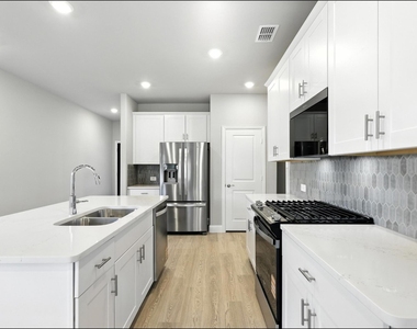 513 Willet Drive - Photo Thumbnail 5