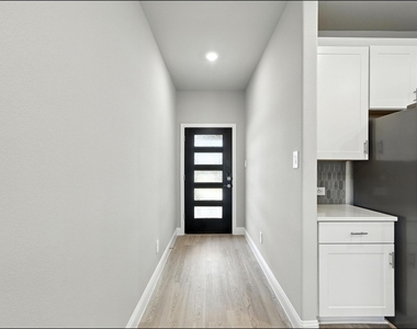 513 Willet Drive - Photo Thumbnail 1