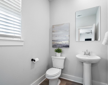 1346 Roundup Way - Photo Thumbnail 19
