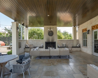 1346 Roundup Way - Photo Thumbnail 33