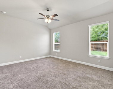 2704 Starling Street - Photo Thumbnail 14