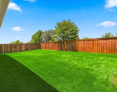 2704 Starling Street - Photo Thumbnail 34