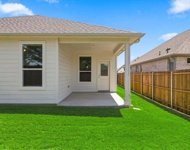 2704 Starling Street - Photo Thumbnail 31