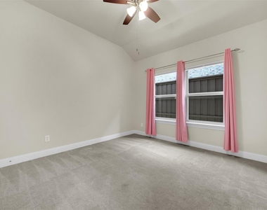 5805 Zinnia Drive - Photo Thumbnail 22