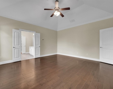 5805 Zinnia Drive - Photo Thumbnail 16