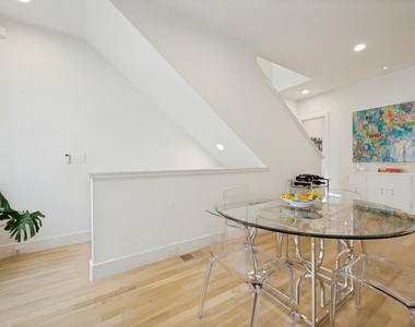 4220 Hawthorne Avenue - Photo Thumbnail 14