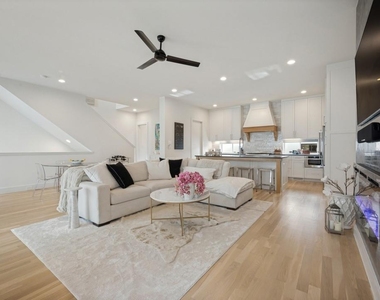 4220 Hawthorne Avenue - Photo Thumbnail 9