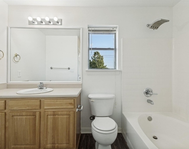 234 Wyndham Meadows Way - Photo Thumbnail 8