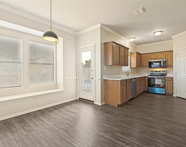 224 Wyndham Meadows Way - Photo Thumbnail 5
