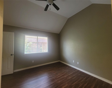 8432 Grand Canyon Drive - Photo Thumbnail 8