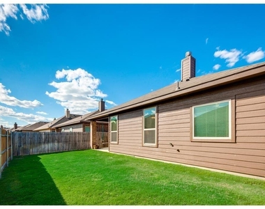 313 Delgany Trail - Photo Thumbnail 26