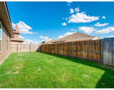 313 Delgany Trail - Photo Thumbnail 24