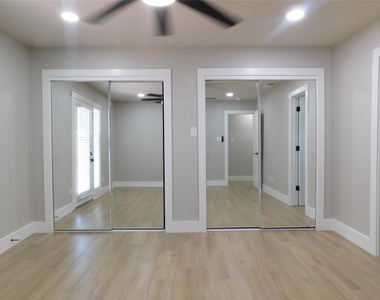 404 Woodson Circle - Photo Thumbnail 18