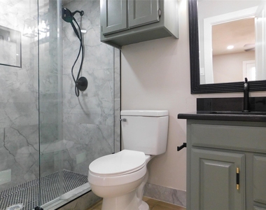 404 Woodson Circle - Photo Thumbnail 20