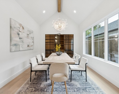 2026 Euclid Avenue - Photo Thumbnail 6