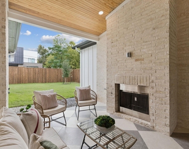 2026 Euclid Avenue - Photo Thumbnail 29