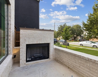 2026 Euclid Avenue - Photo Thumbnail 27
