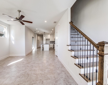 6523 Bowman Roberts Drive - Photo Thumbnail 4