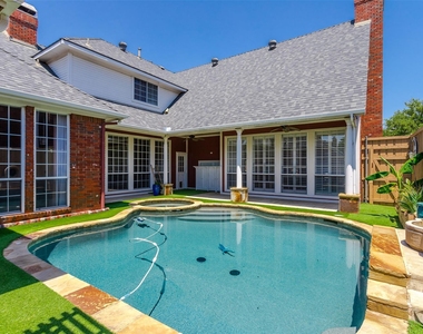4404 Hollow Oak Drive - Photo Thumbnail 33