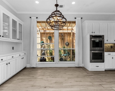 4404 Hollow Oak Drive - Photo Thumbnail 19
