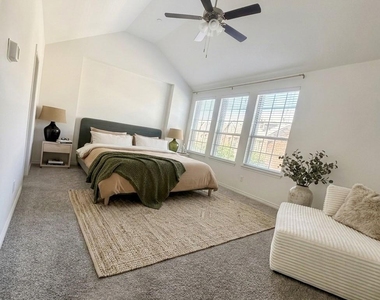 2450 Siskiyou Street - Photo Thumbnail 9