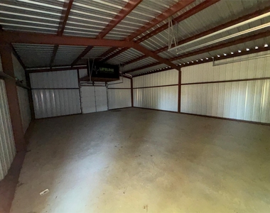 602 East Street - Photo Thumbnail 3