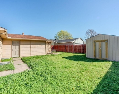 5613 Truitt Street - Photo Thumbnail 24
