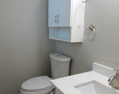 3110 Sandra Lane - Photo Thumbnail 14