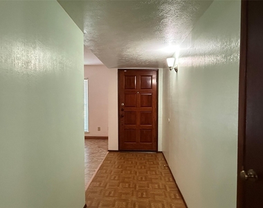 2114 Burrows Trail - Photo Thumbnail 1