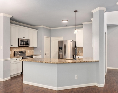 1704 Sandera Court - Photo Thumbnail 12