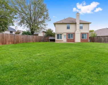 1704 Sandera Court - Photo Thumbnail 24