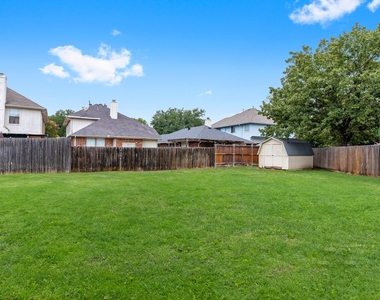 1704 Sandera Court - Photo Thumbnail 25