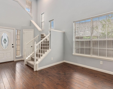 1704 Sandera Court - Photo Thumbnail 2