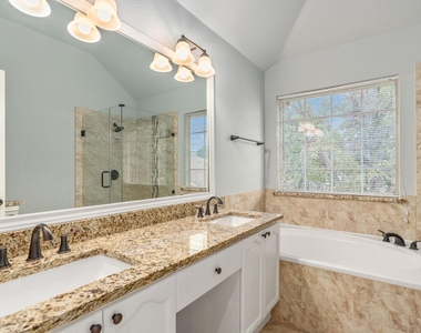 1704 Sandera Court - Photo Thumbnail 16