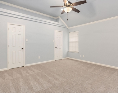 1704 Sandera Court - Photo Thumbnail 14