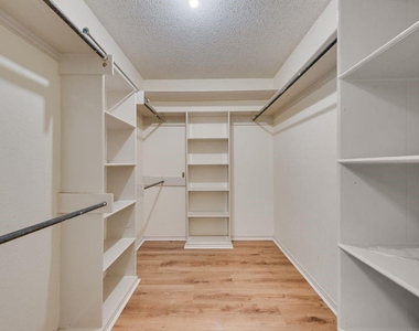 2119 Wilson Drive - Photo Thumbnail 16