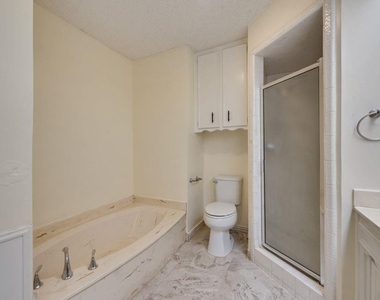 2119 Wilson Drive - Photo Thumbnail 18