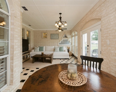 624 Horseshoe Bend - Photo Thumbnail 11