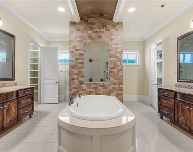 3759 Broadmoor Way - Photo Thumbnail 9