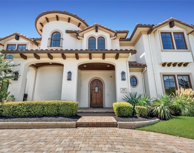 3759 Broadmoor Way - Photo Thumbnail 3