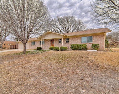 7233 Overhill Road - Photo Thumbnail 2